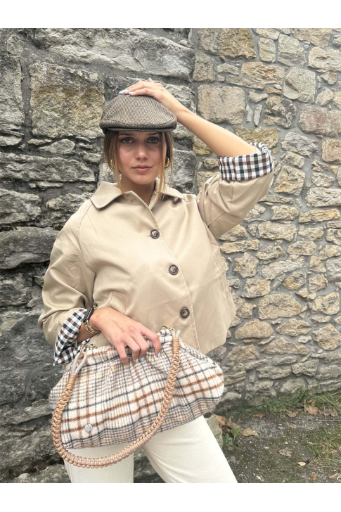 Chaqueta  corta botones