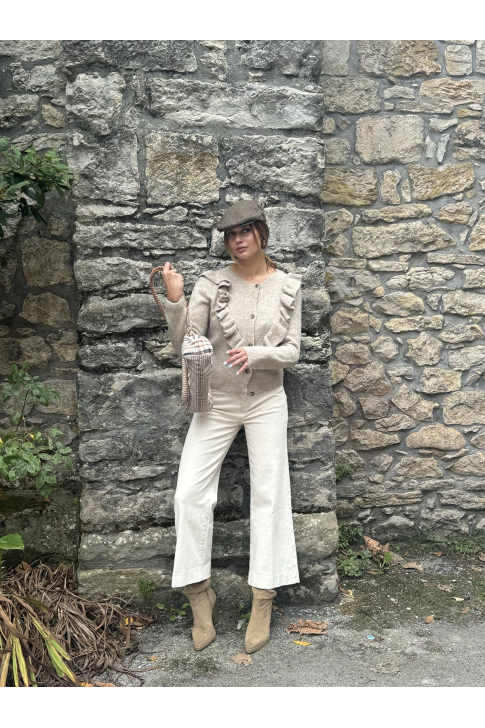 Chaqueta punto con volante