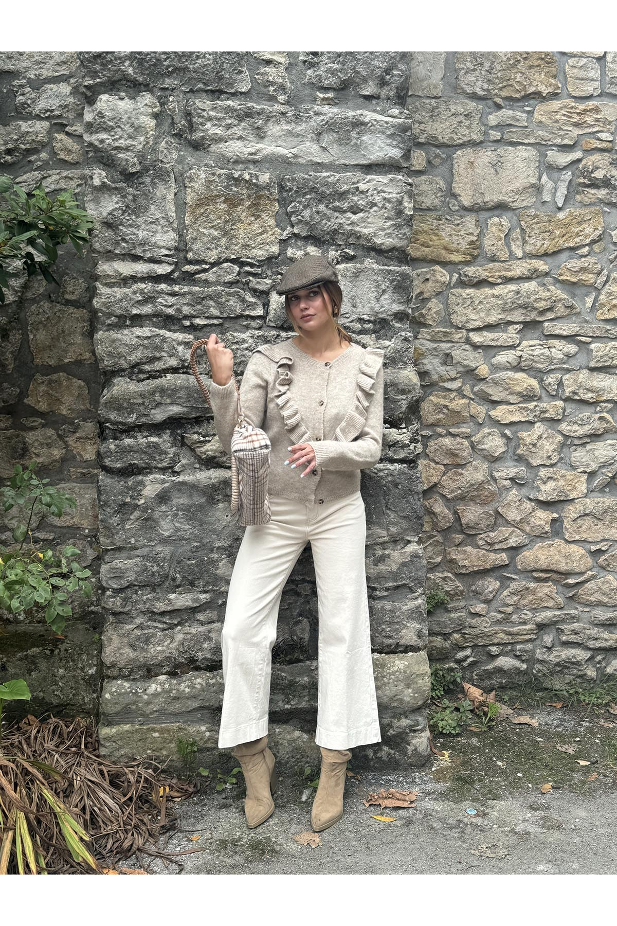 Chaqueta punto con volante