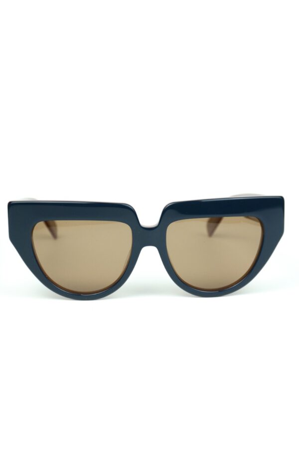Gafas de sol MILLIA de Minor Eyewear en rosa, vista frontal