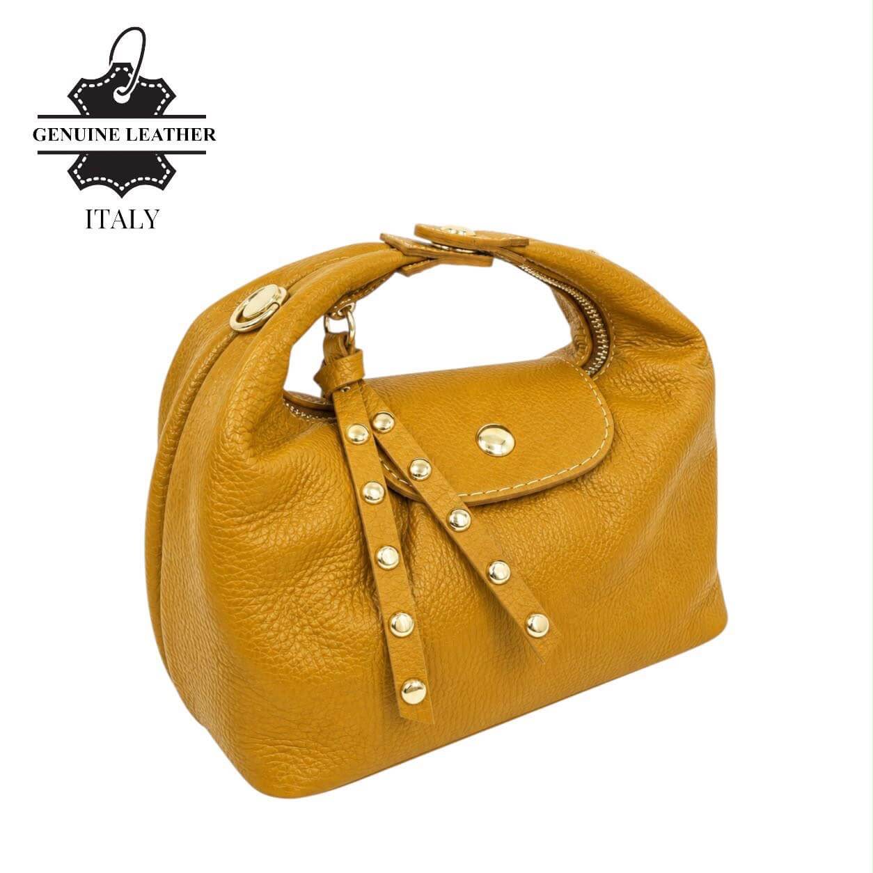 Bolso Media Luna de piel italiana en mostaza sobre fondo blanco